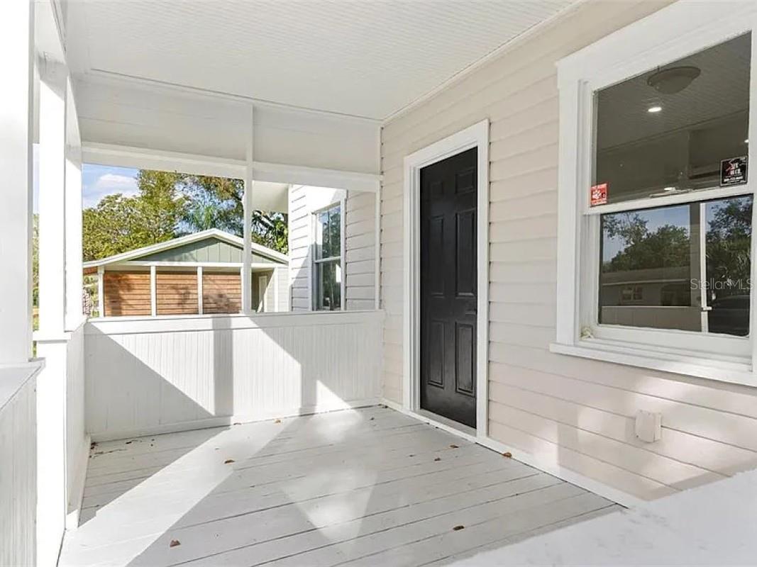 Image 8 of 26 For 4251 Tangerine Avenue