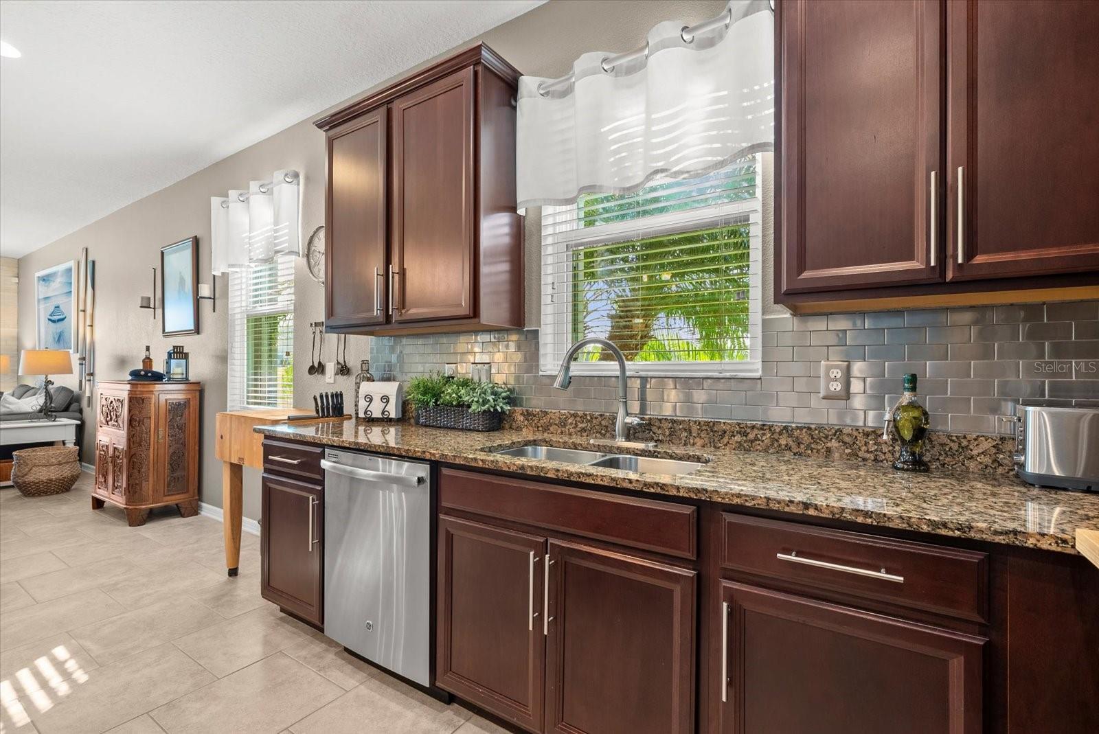 Image 13 of 47 For 8036 111th Terrace E