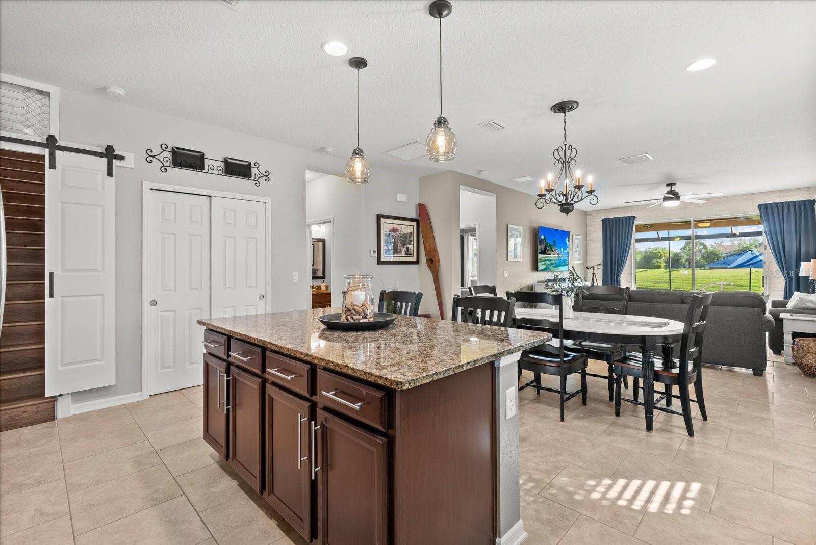 Image 16 of 47 For 8036 111th Terrace E