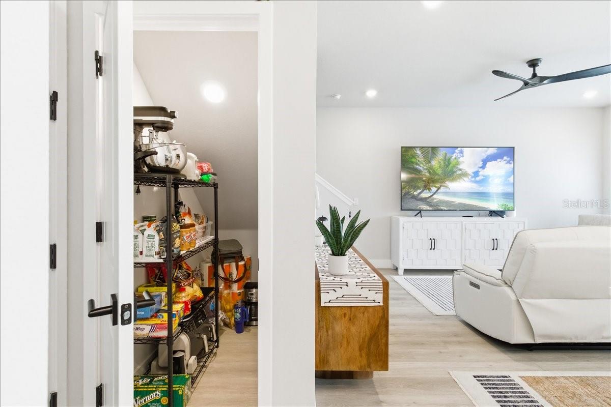 Image 16 of 60 For 1615 Springwell Lane