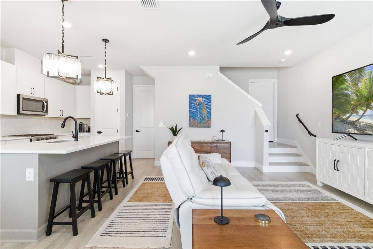 Image 5 of 60 For 1615 Springwell Lane