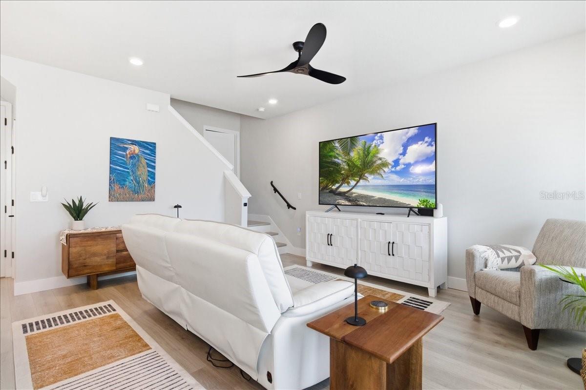 Image 6 of 60 For 1615 Springwell Lane