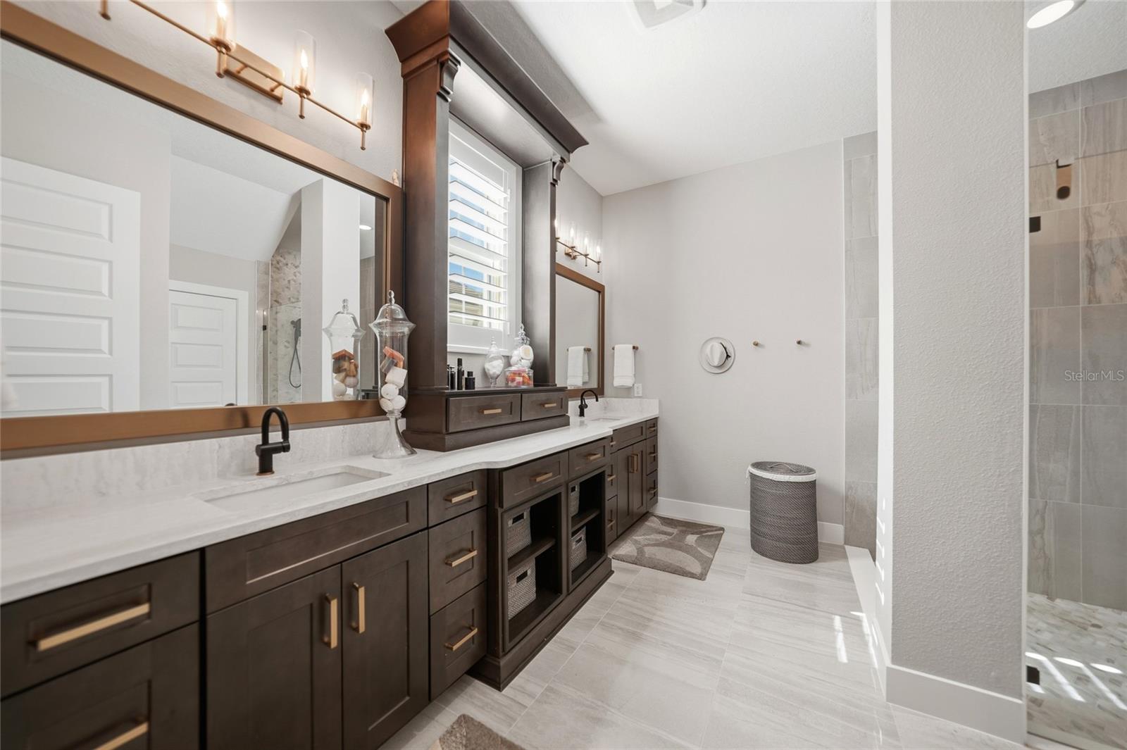 Image 25 of 52 For 11552 Gleaming Terrace