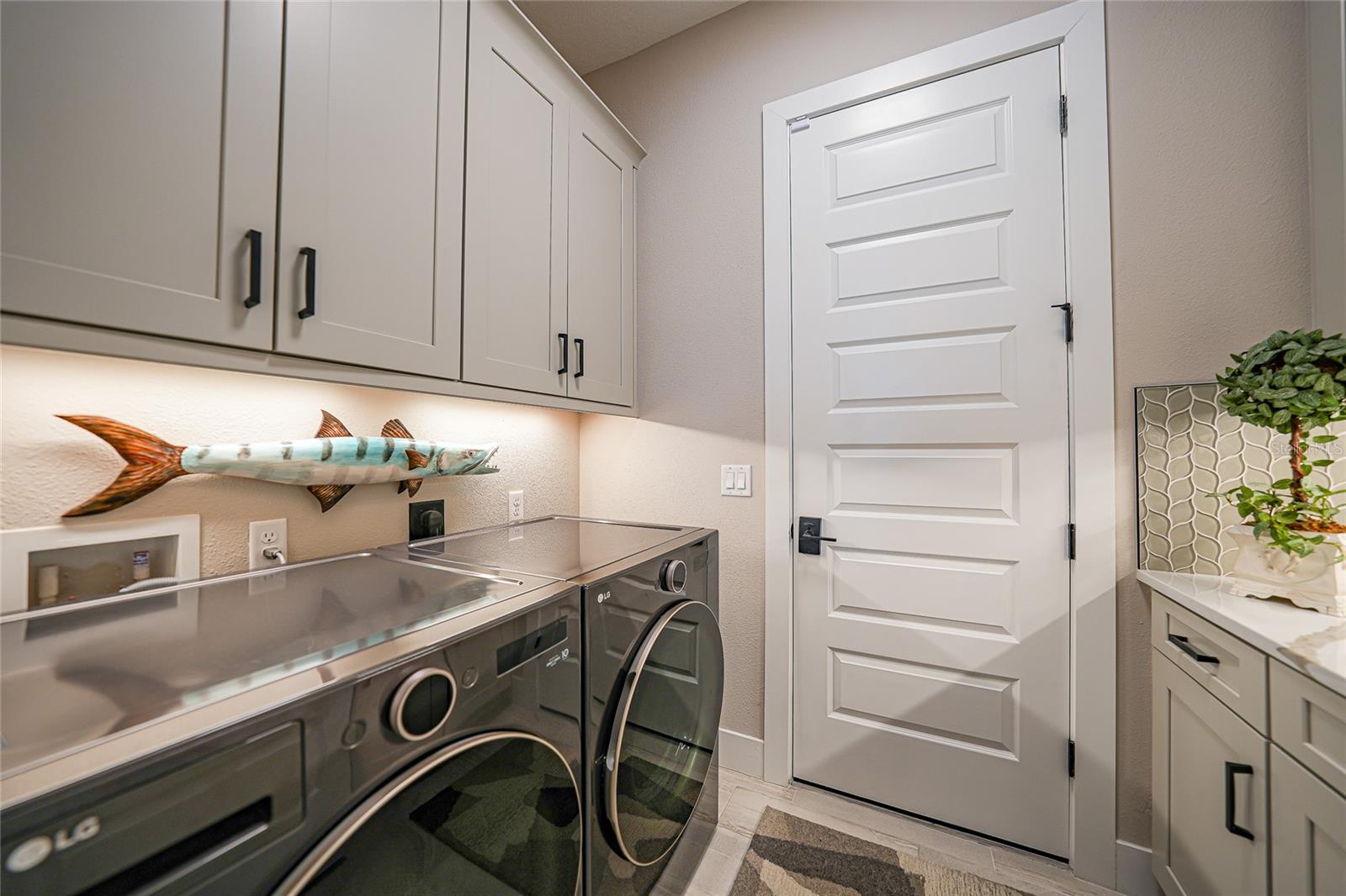 Image 33 of 52 For 11552 Gleaming Terrace