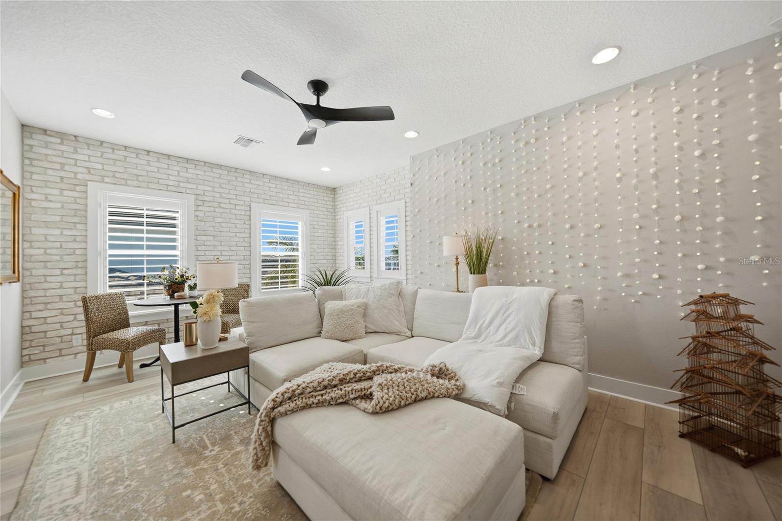 Image 36 of 52 For 11552 Gleaming Terrace