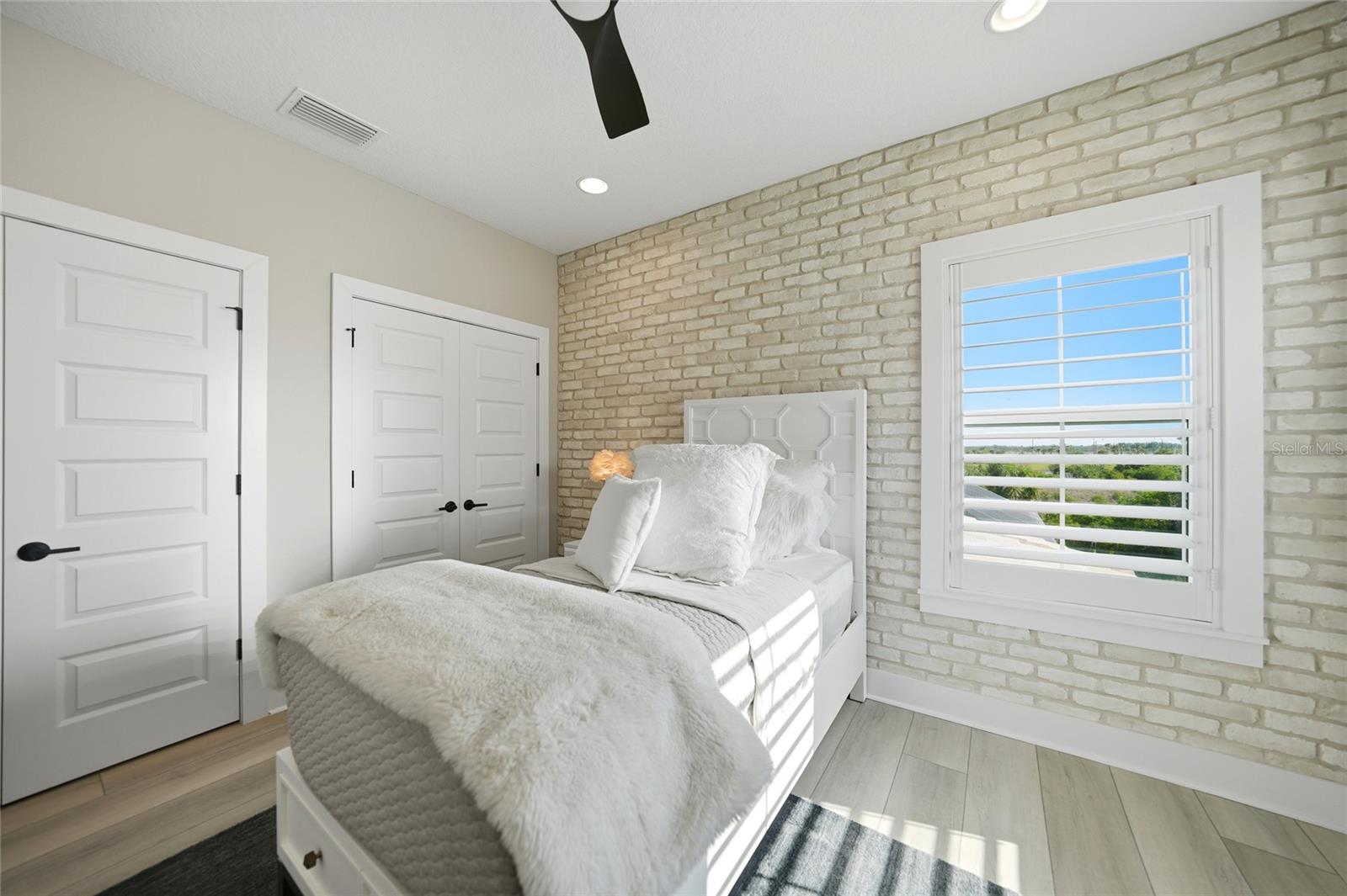 Image 38 of 52 For 11552 Gleaming Terrace