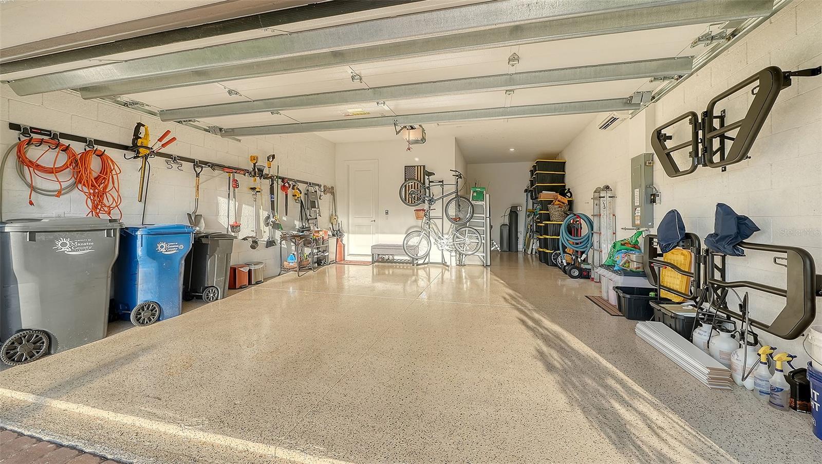 Image 36 of 72 For 6032 Grandview Hill Court