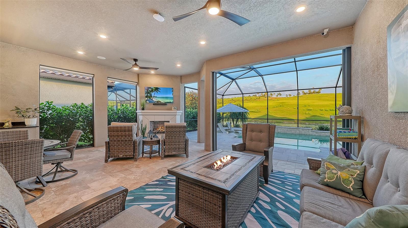 Image 37 of 72 For 6032 Grandview Hill Court