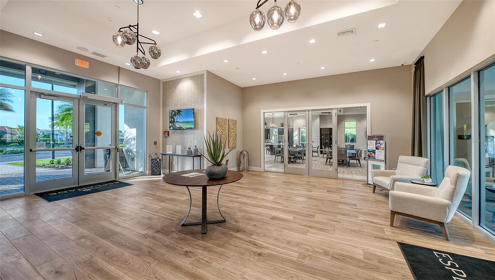 Image 59 of 72 For 6032 Grandview Hill Court