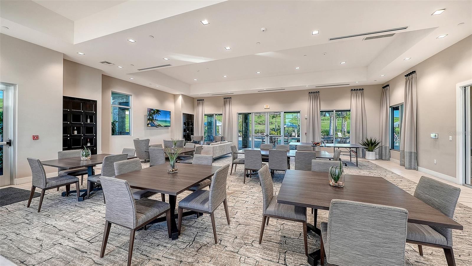 Image 63 of 72 For 6032 Grandview Hill Court