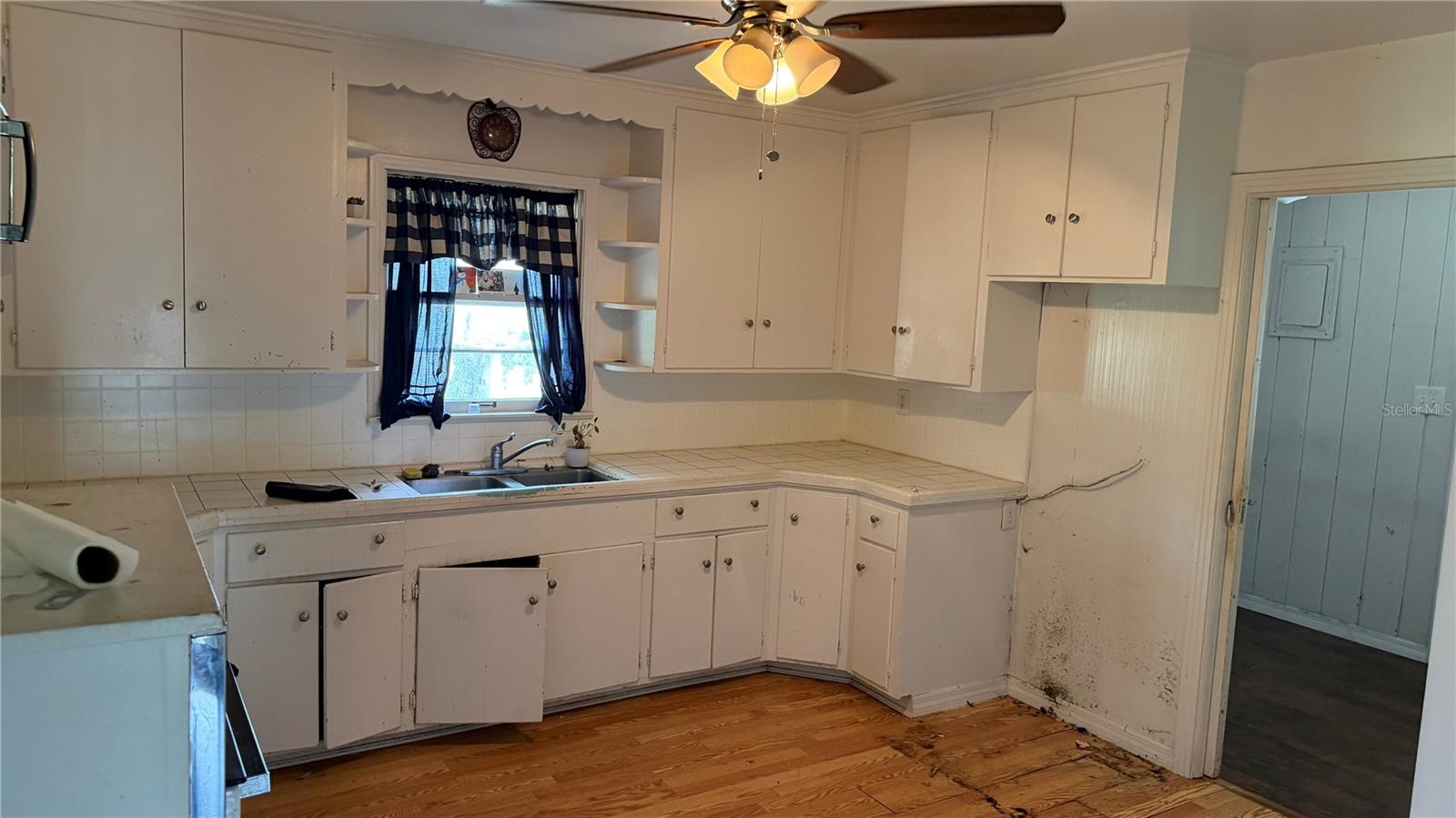 Image 6 of 7 For 4611 Fruitville Road