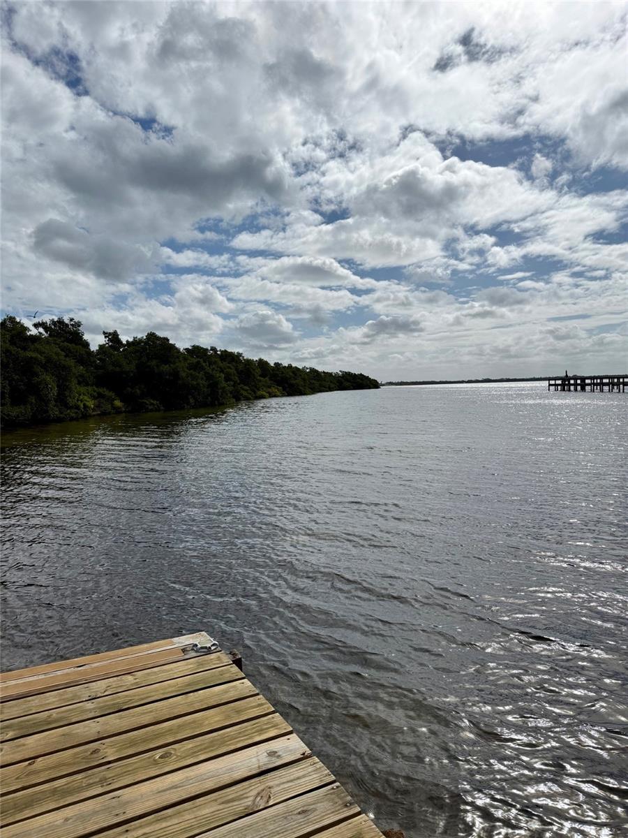 Image 30 of 32 For 731 Manatee Avenue 731