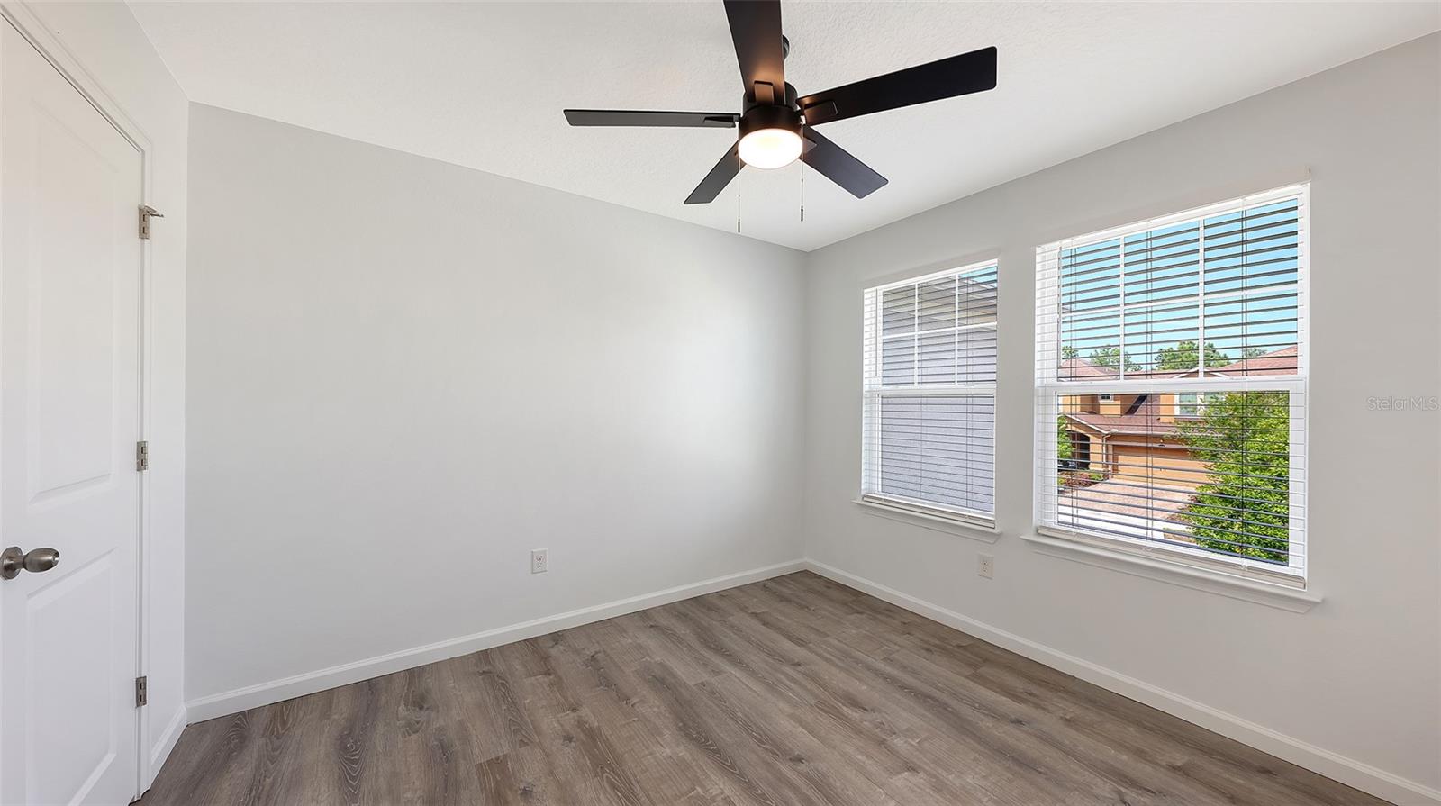 Image 26 of 51 For 11824 Meadowgate Place