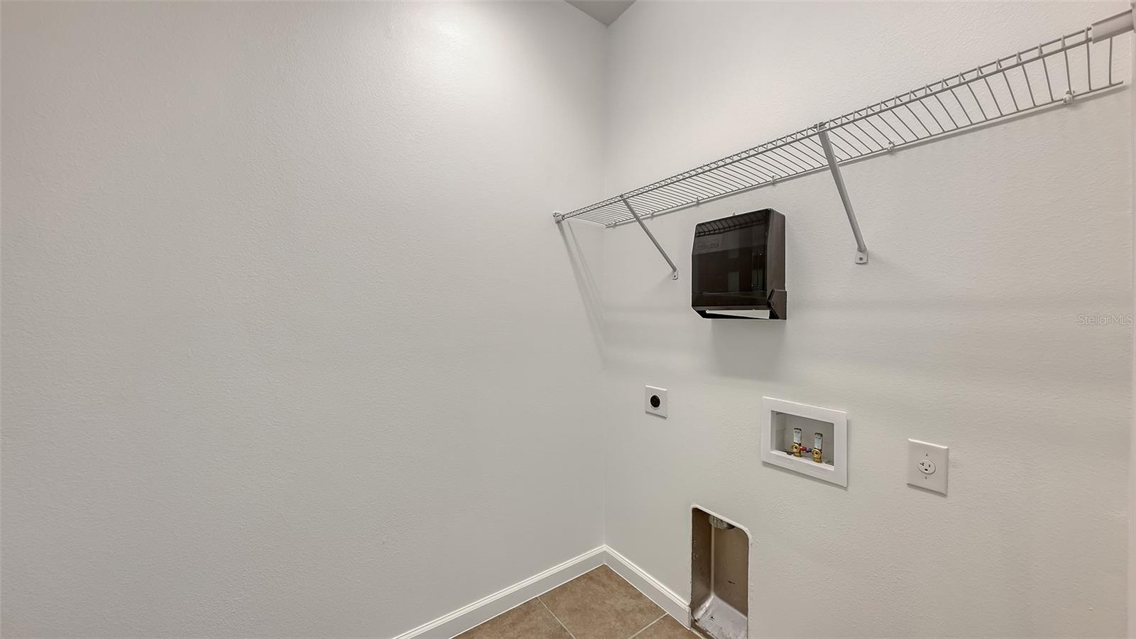 Image 28 of 51 For 11824 Meadowgate Place