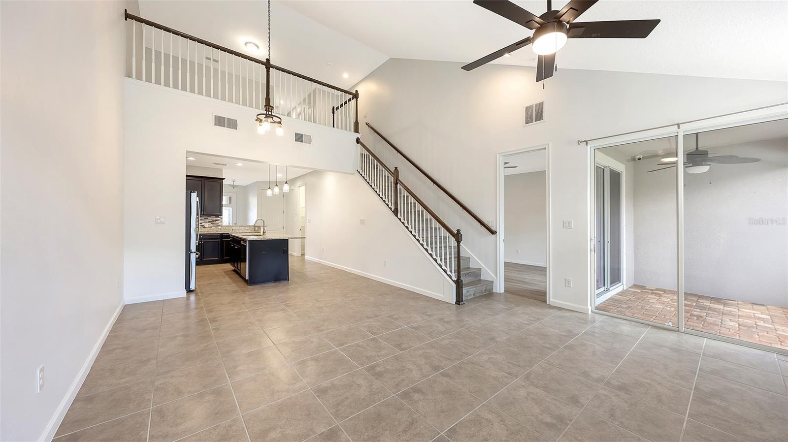 Image 6 of 51 For 11824 Meadowgate Place