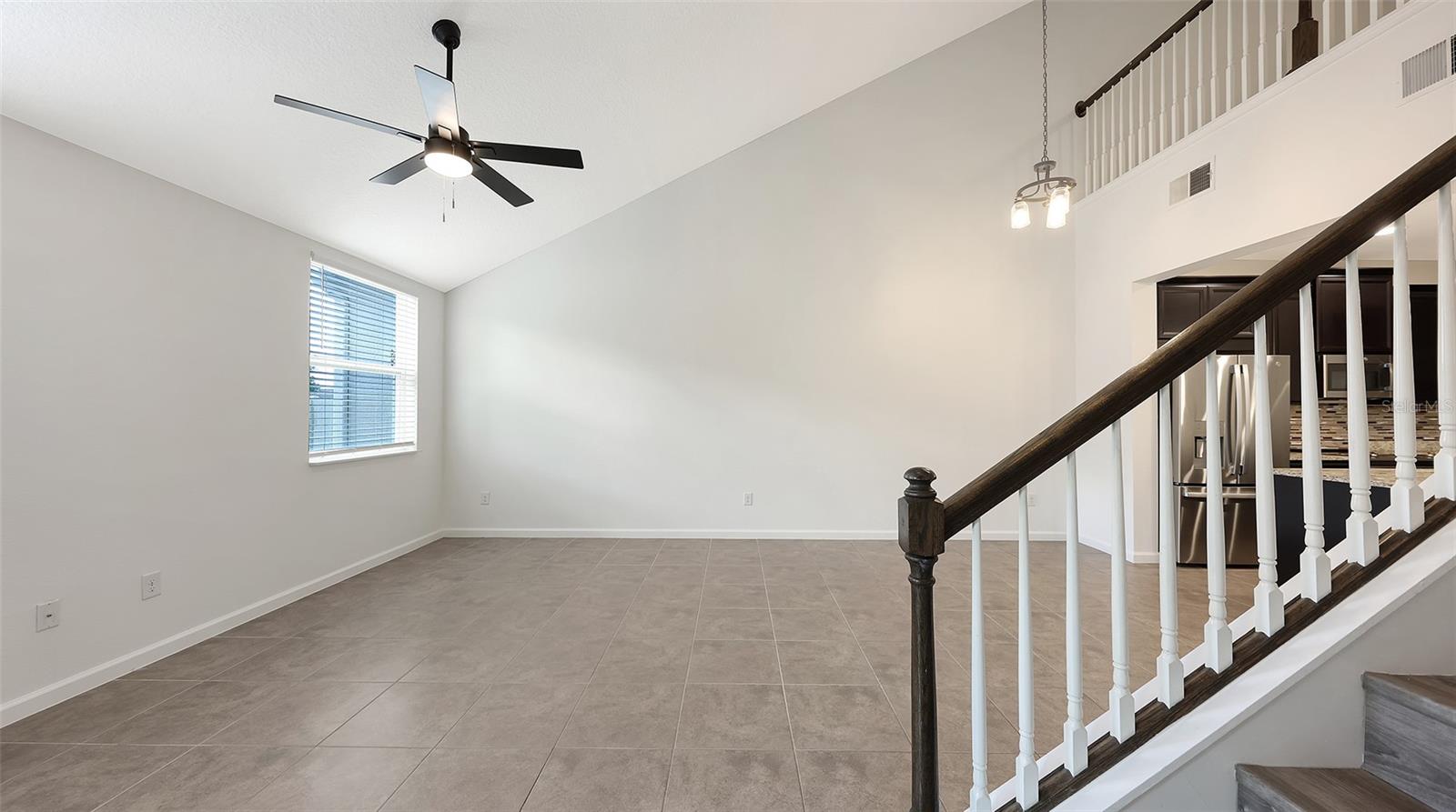 Image 7 of 51 For 11824 Meadowgate Place