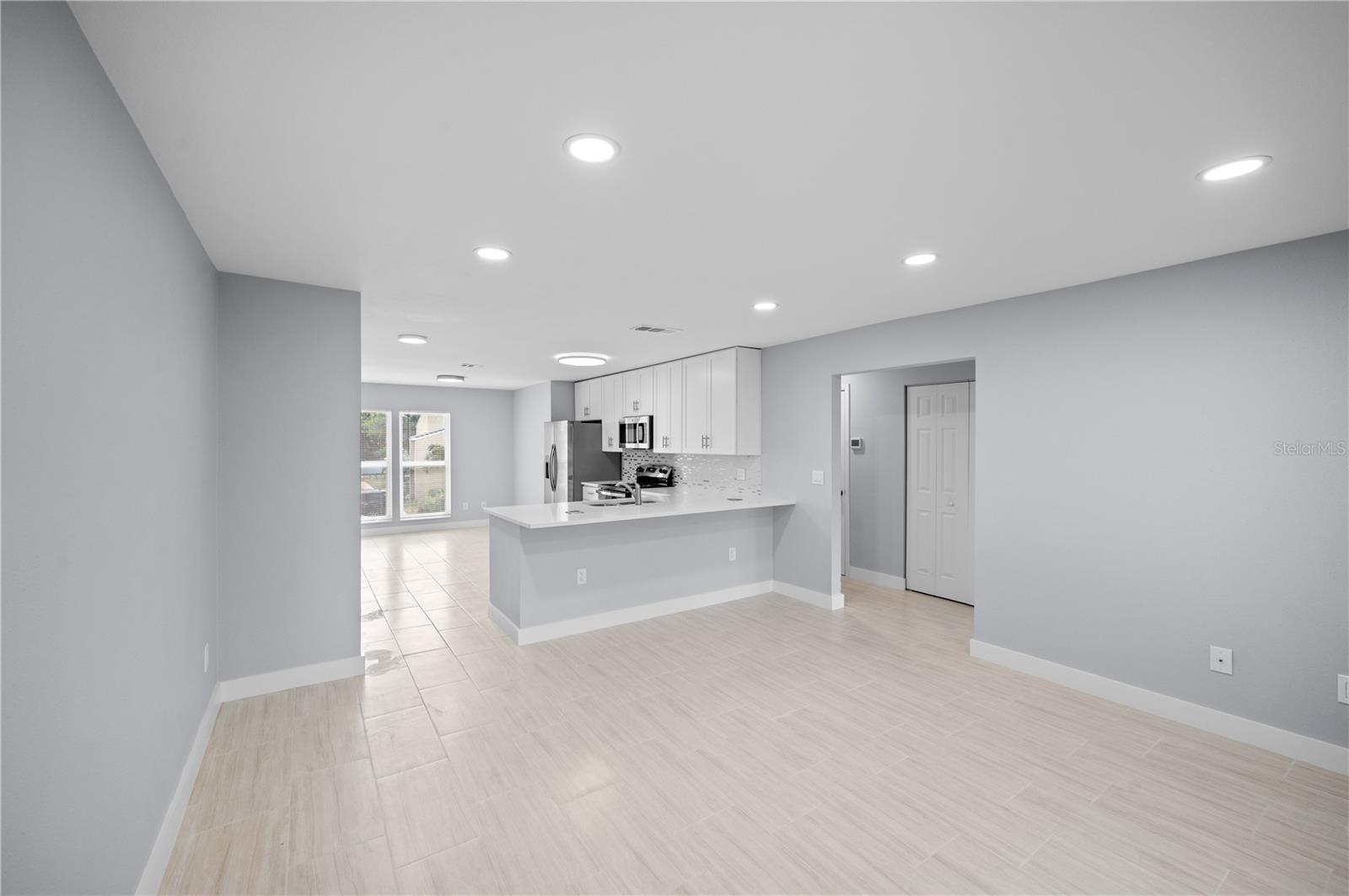 Image 10 of 31 For 3453 Clark Road 251