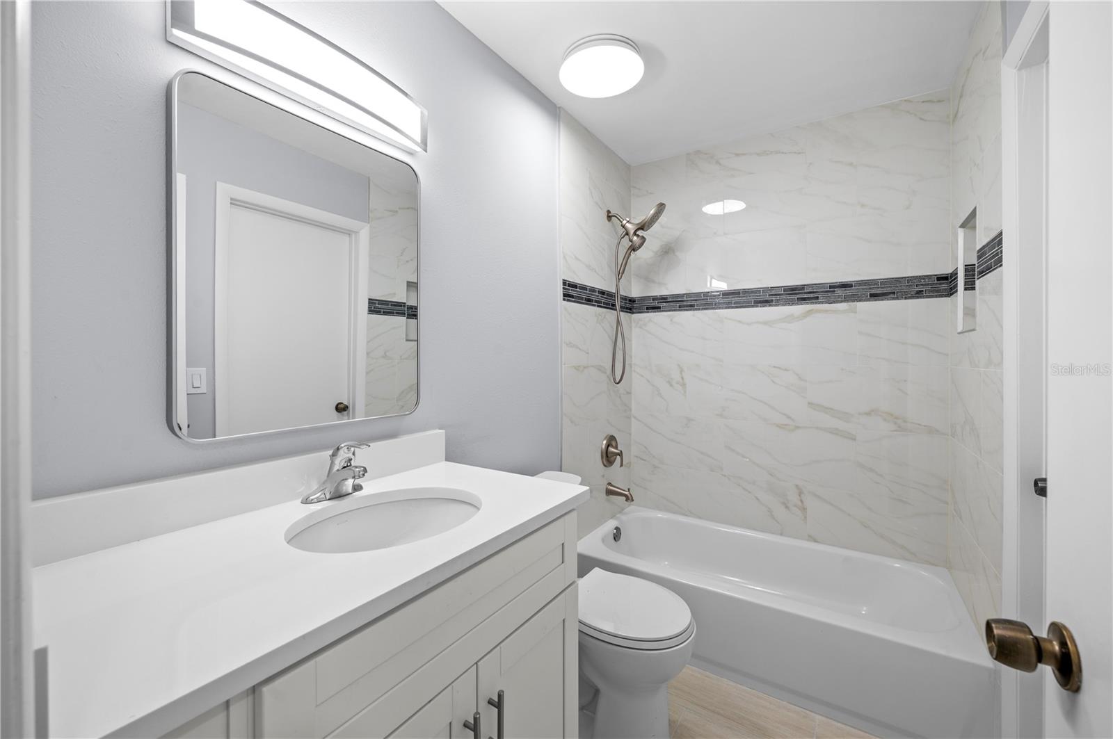 Image 15 of 31 For 3453 Clark Road 251