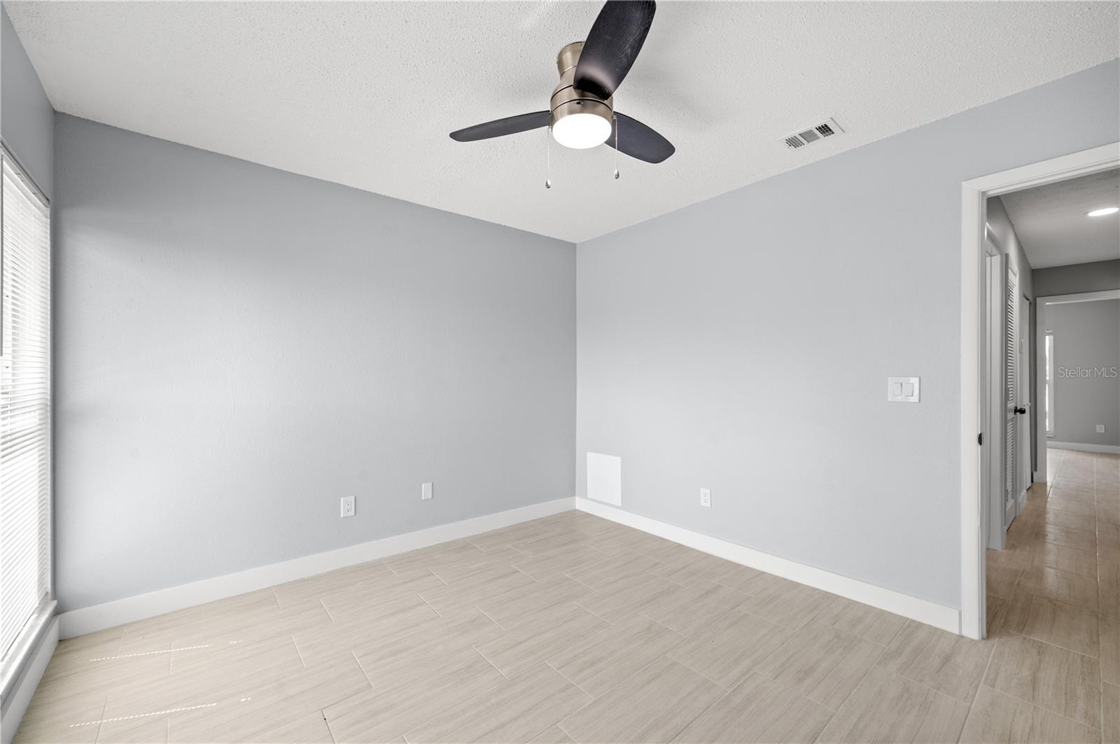 Image 20 of 31 For 3453 Clark Road 251