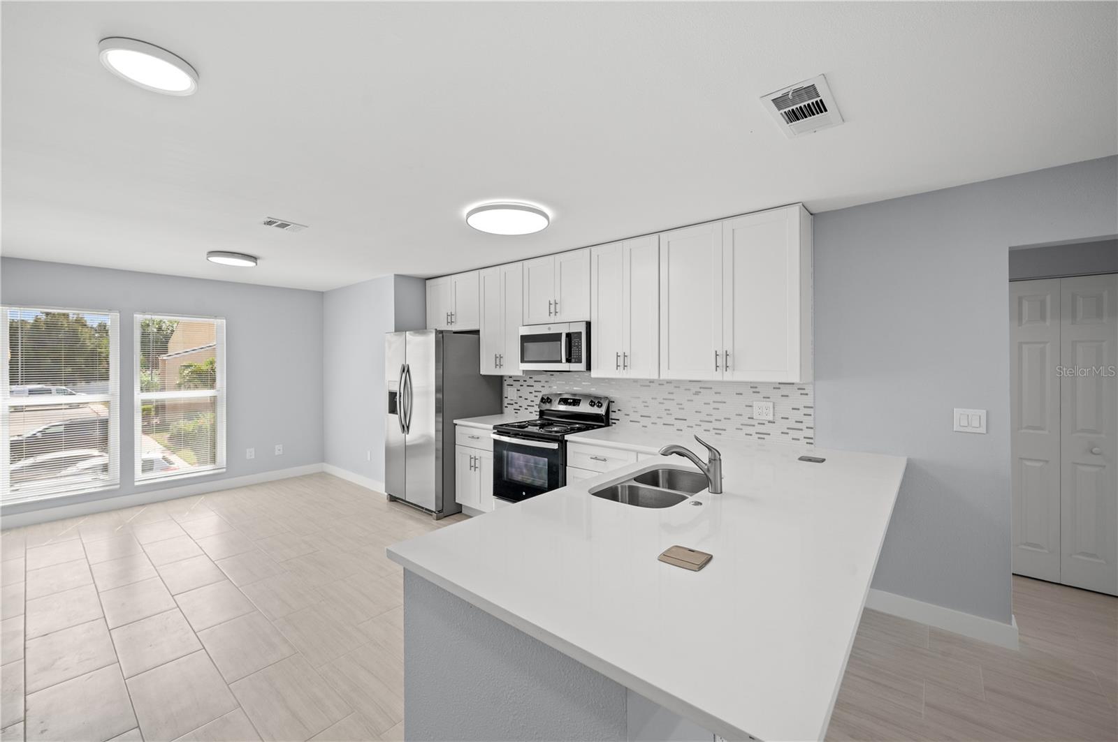 Image 4 of 31 For 3453 Clark Road 251