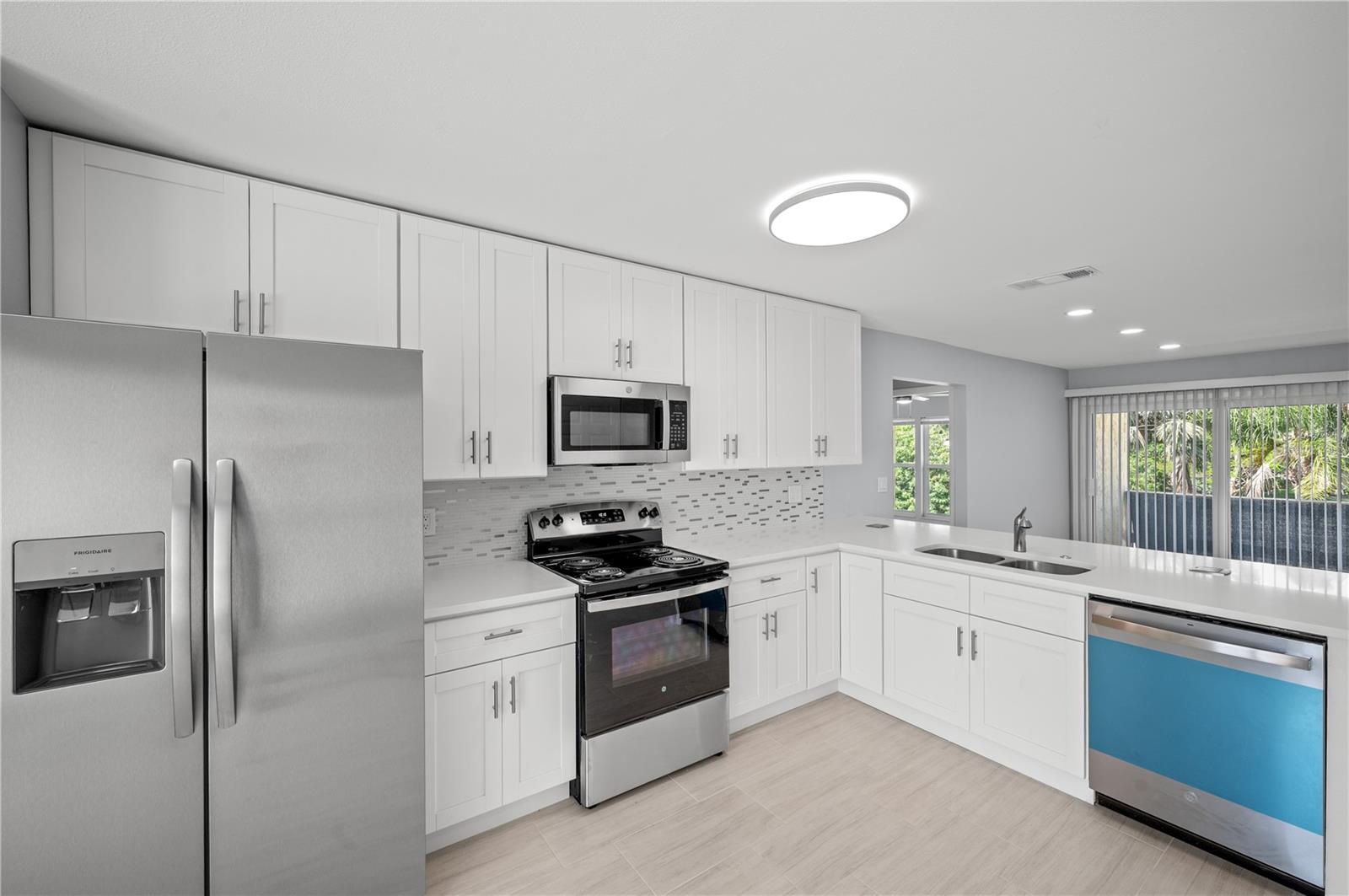 Image 5 of 31 For 3453 Clark Road 251