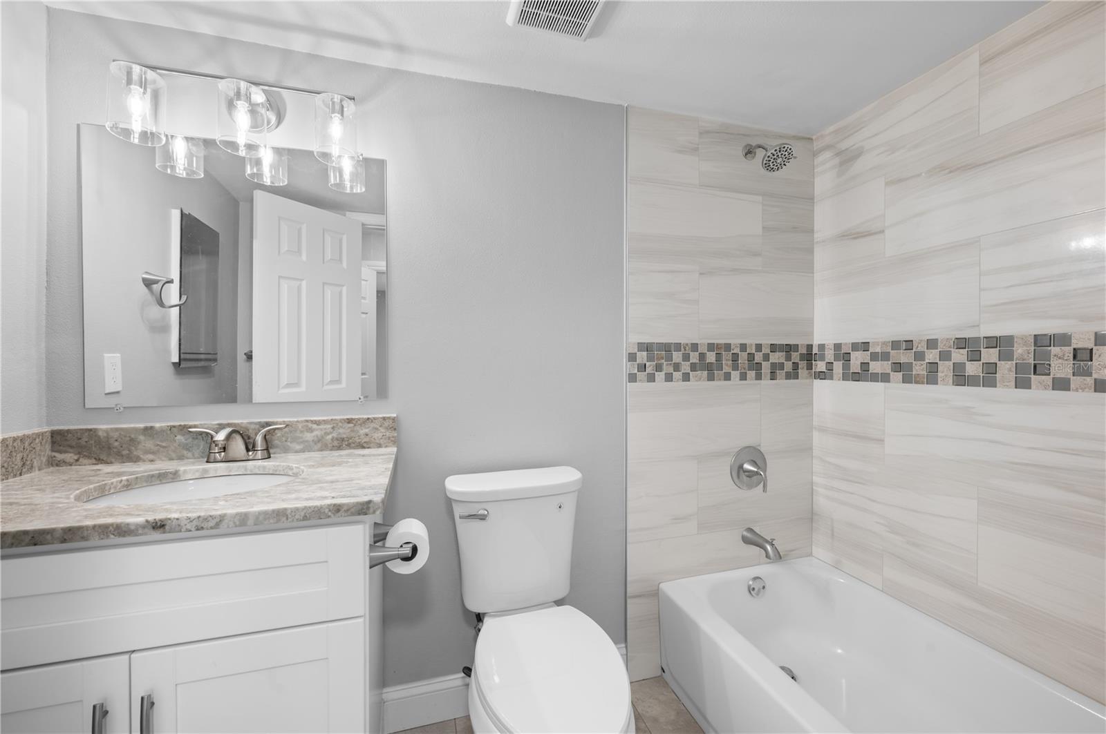 Image 15 of 28 For 3411 Clark Road 112