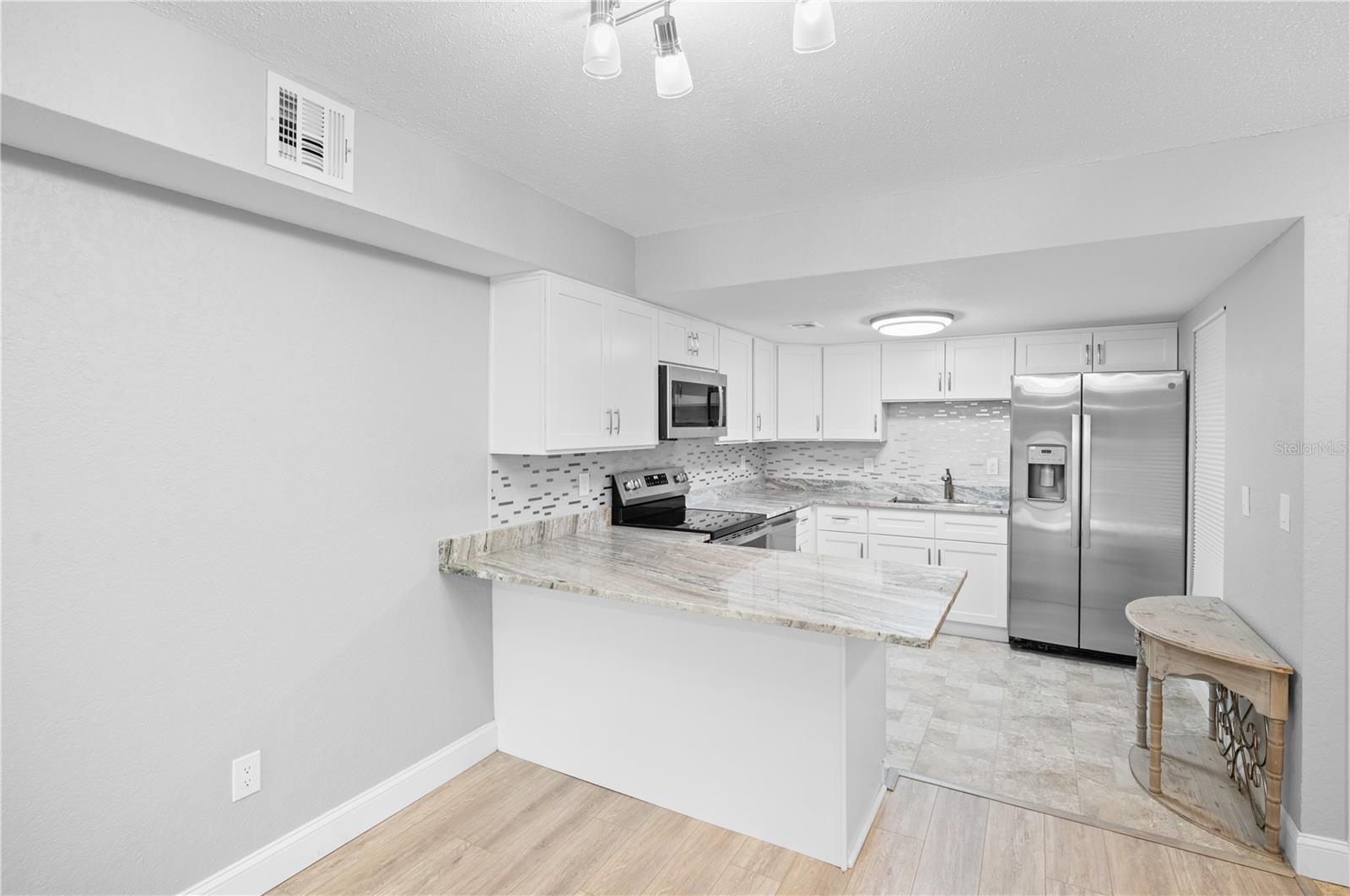 Image 6 of 28 For 3411 Clark Road 112