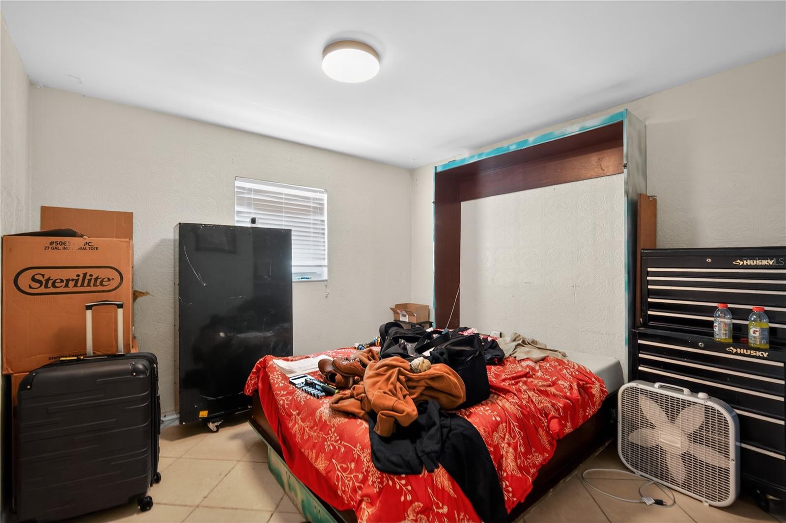 Image 11 of 33 For 8200 Hixton Drive