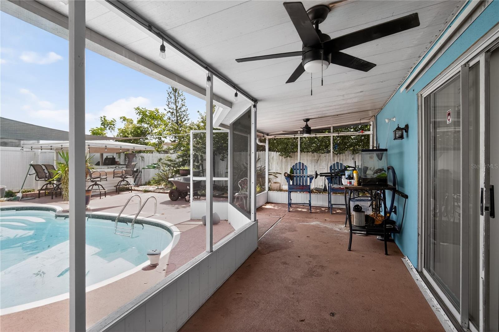 Image 29 of 33 For 8200 Hixton Drive