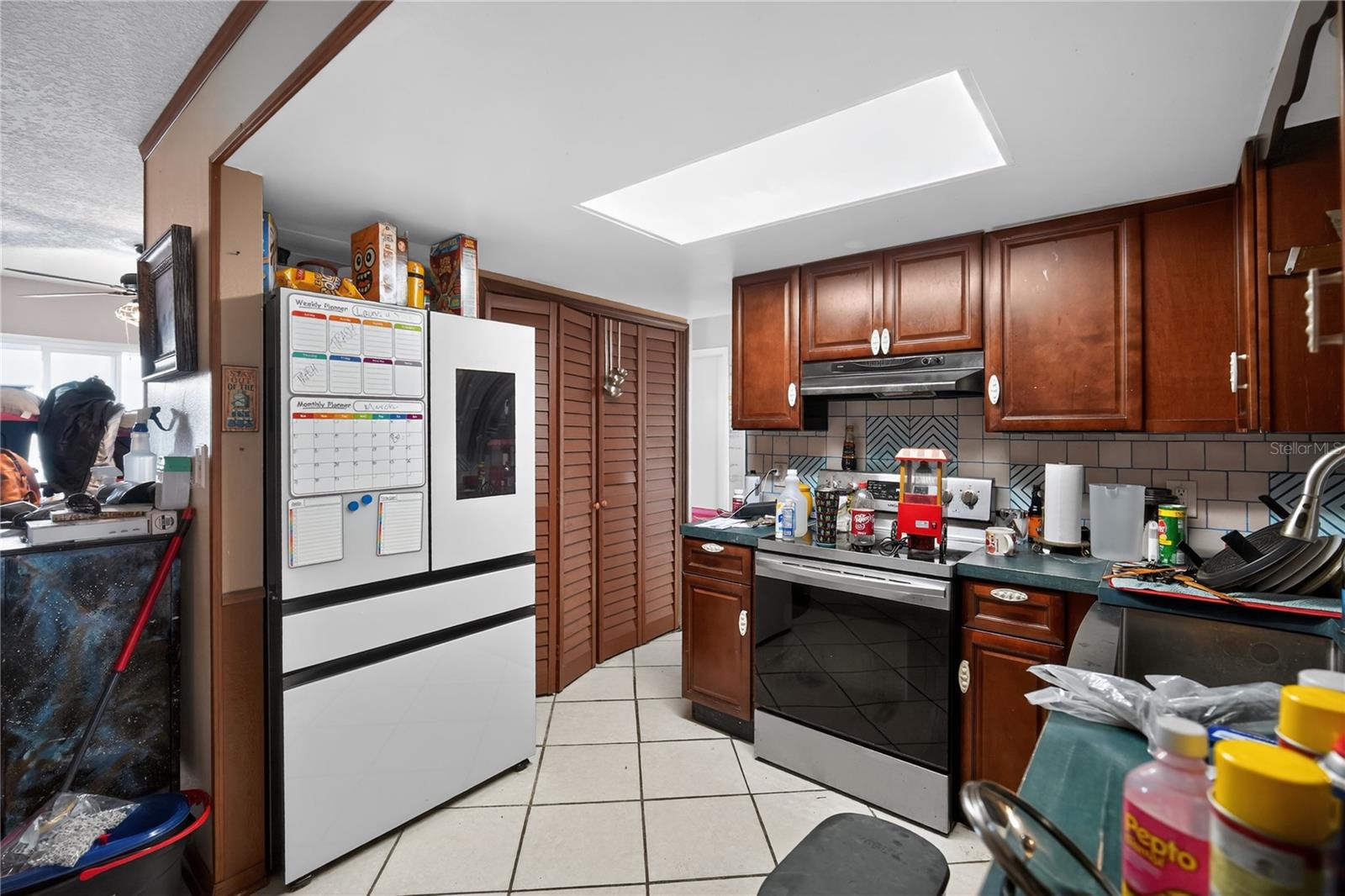 Image 8 of 33 For 8200 Hixton Drive