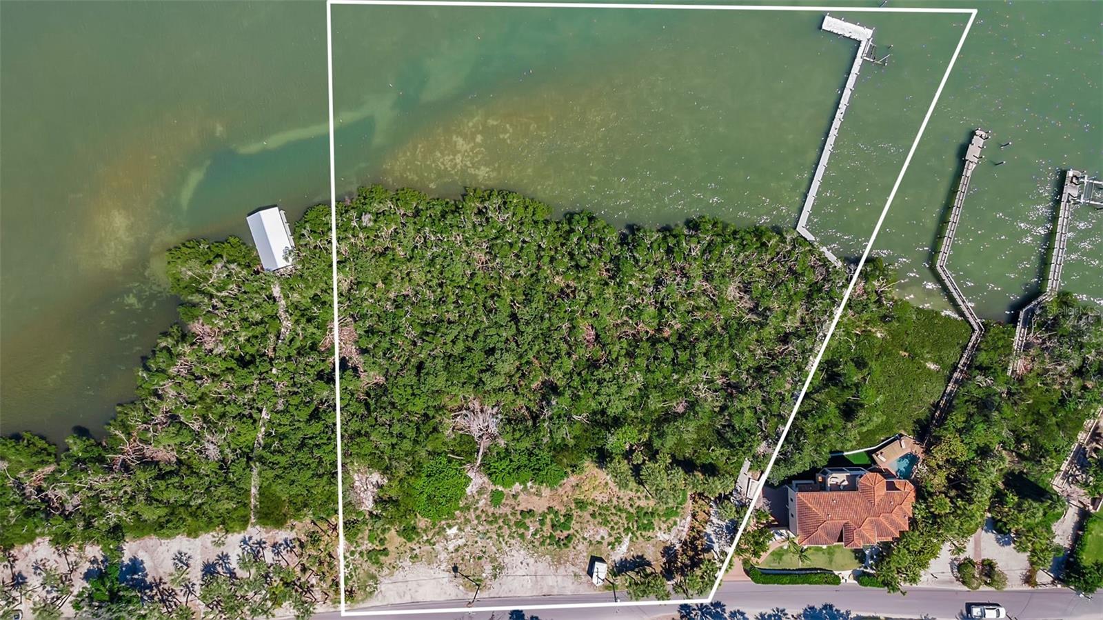 Image 9 of 11 For 2542 Casey Key Road