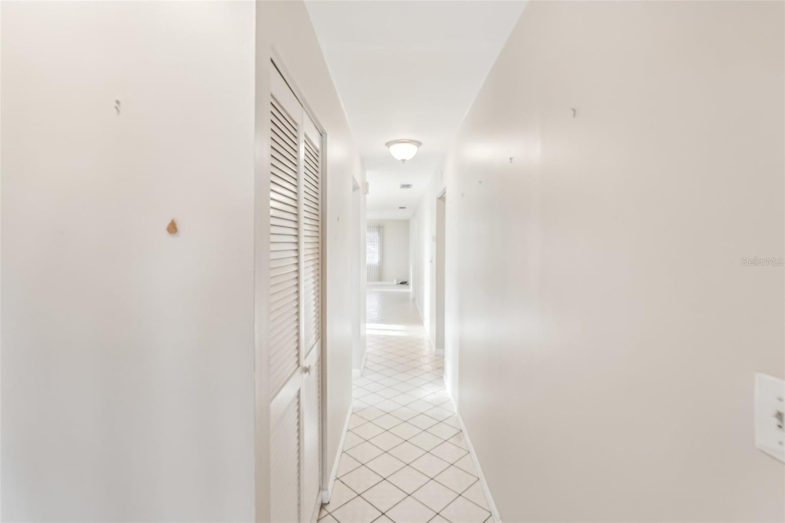 Image 13 of 28 For 7145 Bright Creek Drive 33