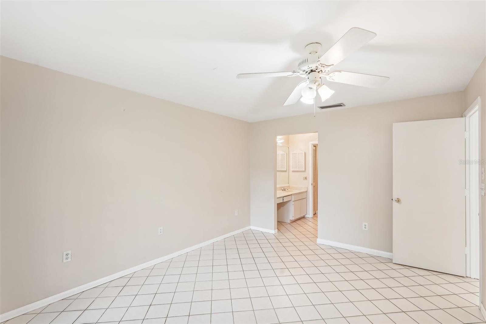 Image 25 of 28 For 7145 Bright Creek Drive 33