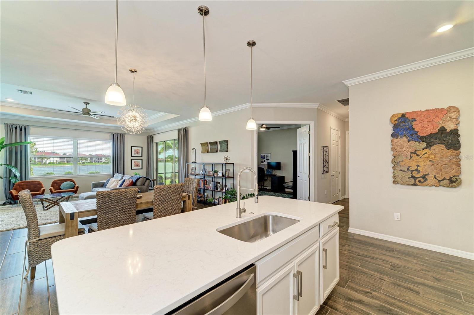 Image 31 of 92 For 283 Toscavilla Boulevard