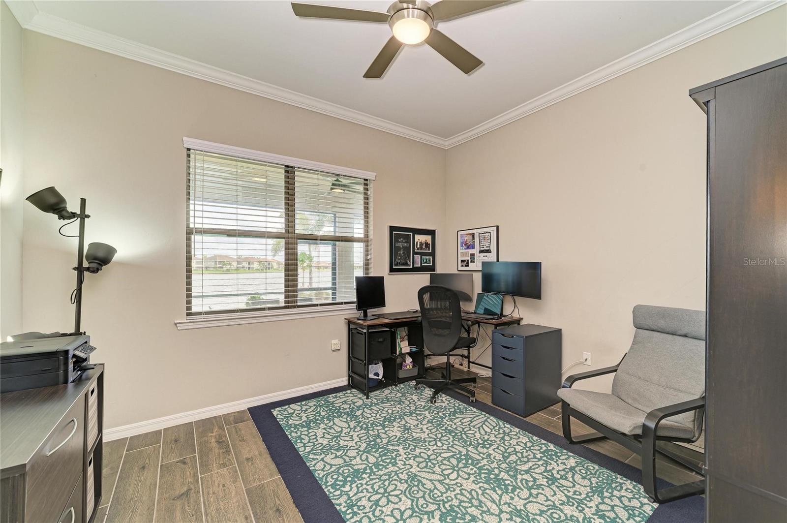 Image 41 of 92 For 283 Toscavilla Boulevard