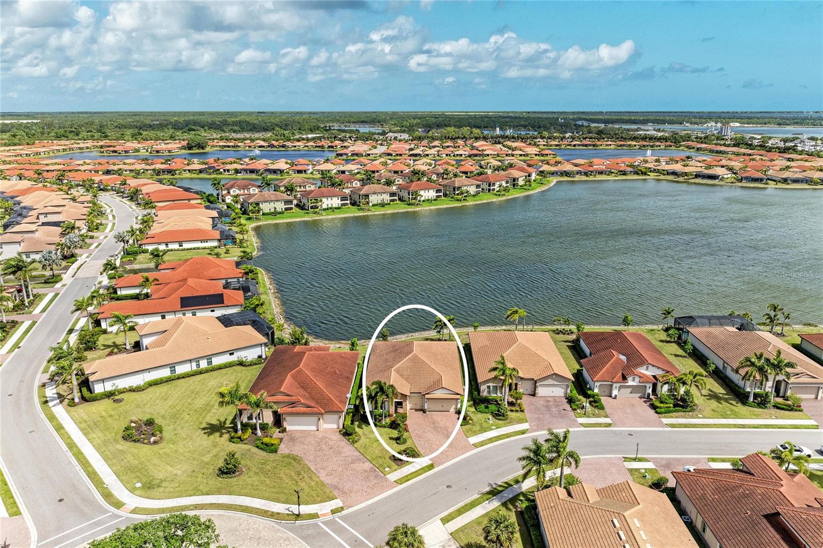 Image 51 of 92 For 283 Toscavilla Boulevard