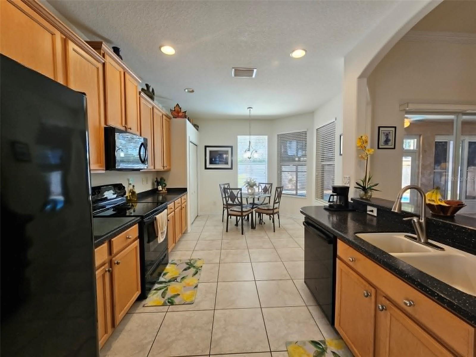 Image 14 of 36 For 7181 50th Avenue Circle E