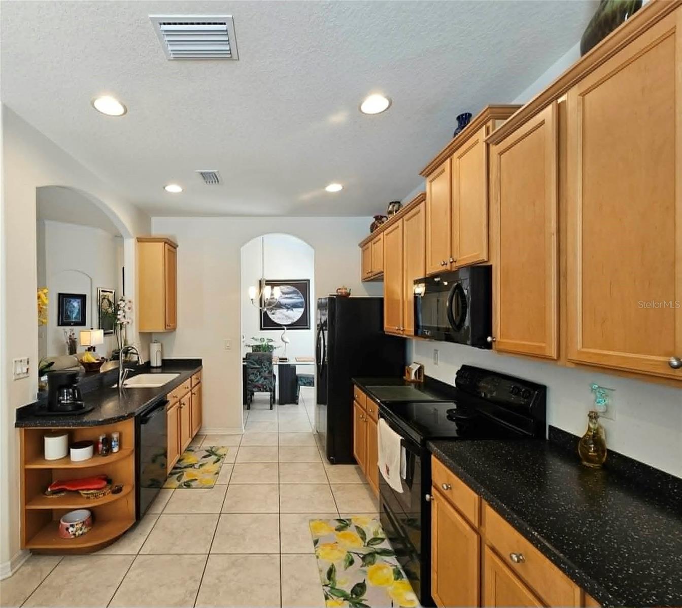 Image 15 of 36 For 7181 50th Avenue Circle E