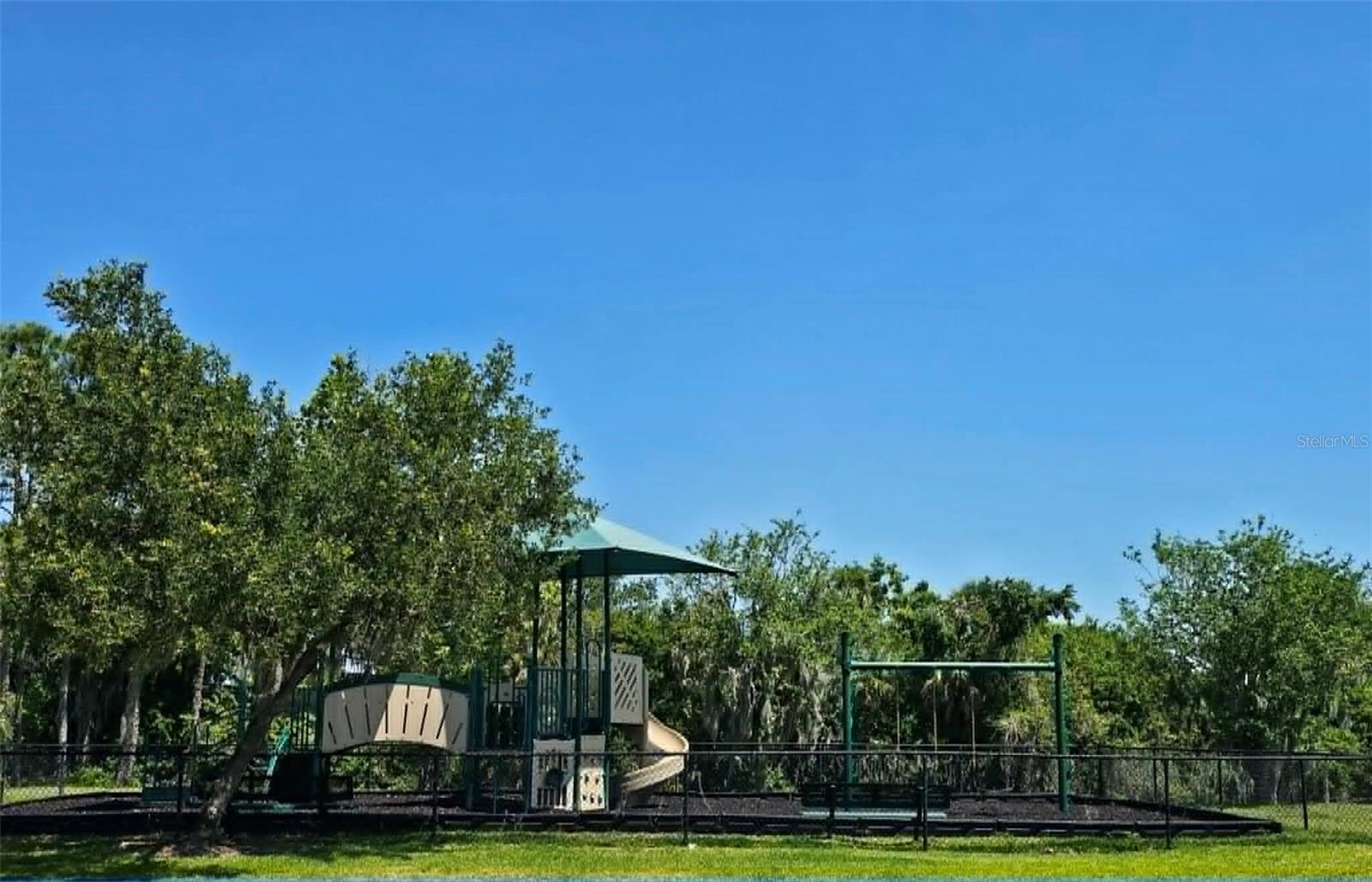 Image 34 of 36 For 7181 50th Avenue Circle E