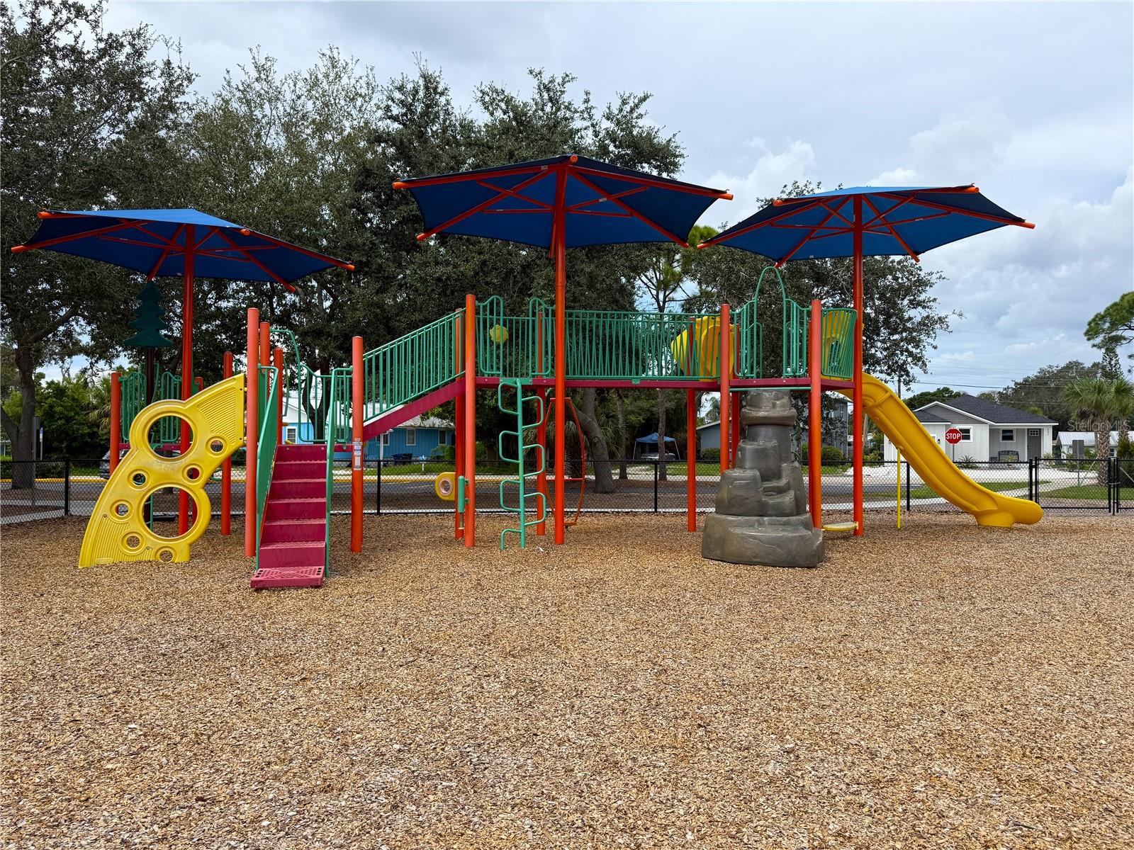 Image 13 of 14 For 611 Osceola Road