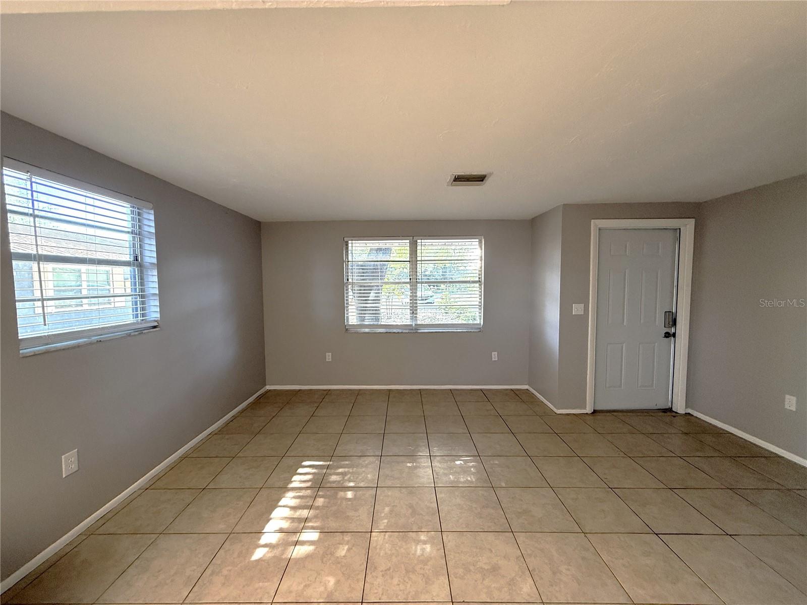 Image 3 of 14 For 611 Osceola Road