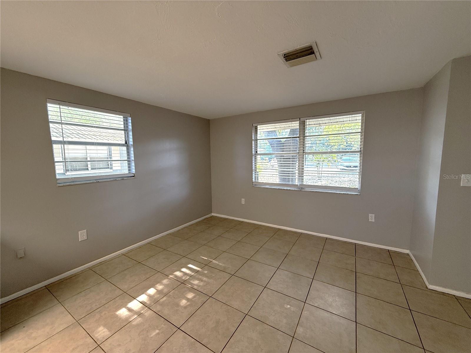 Image 4 of 14 For 611 Osceola Road