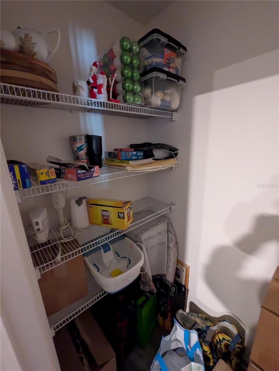 Image 12 of 29 For 1556 Wynford Circle