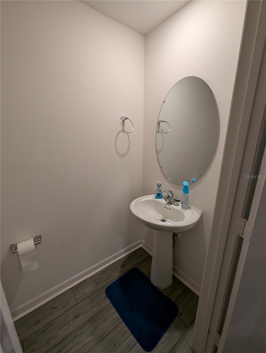 Image 13 of 29 For 1556 Wynford Circle