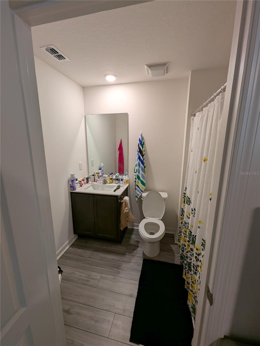 Image 19 of 29 For 1556 Wynford Circle