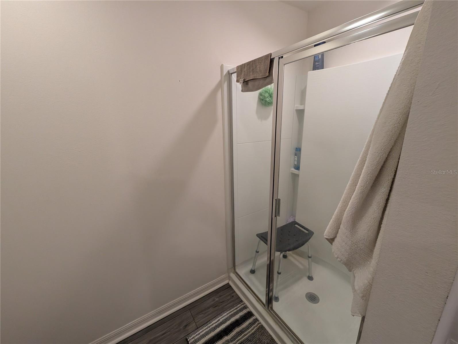 Image 25 of 29 For 1556 Wynford Circle