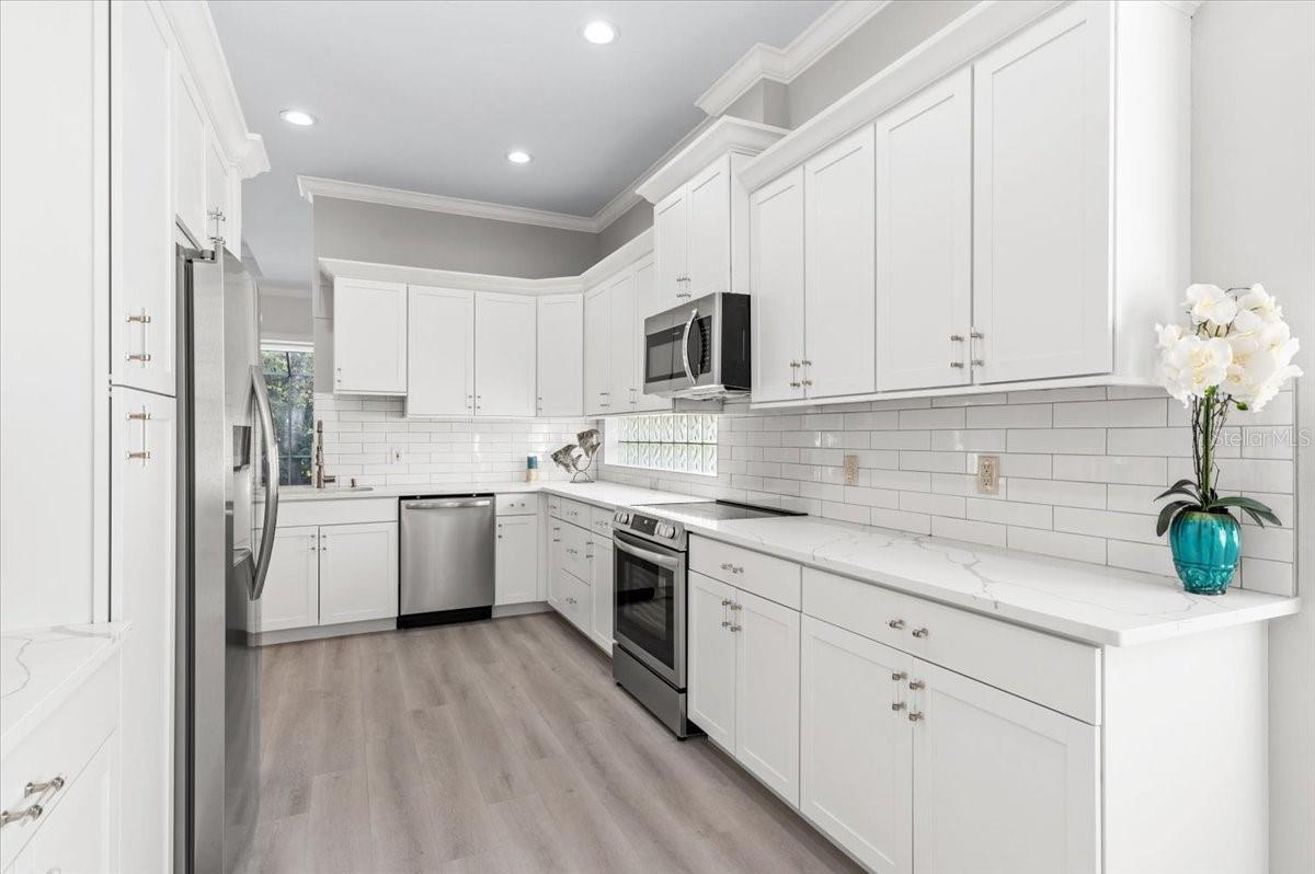 Image 19 of 50 For 700 Silk Oak Drive