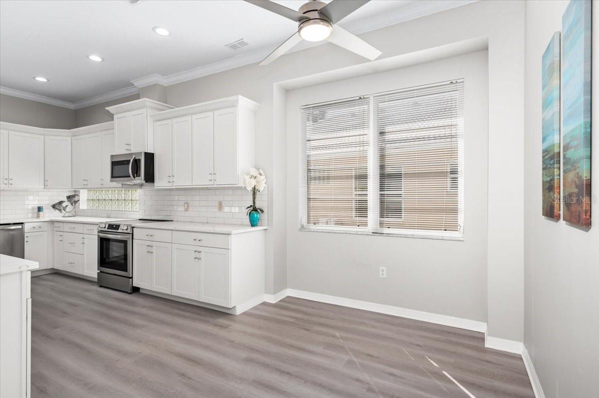 Image 21 of 50 For 700 Silk Oak Drive