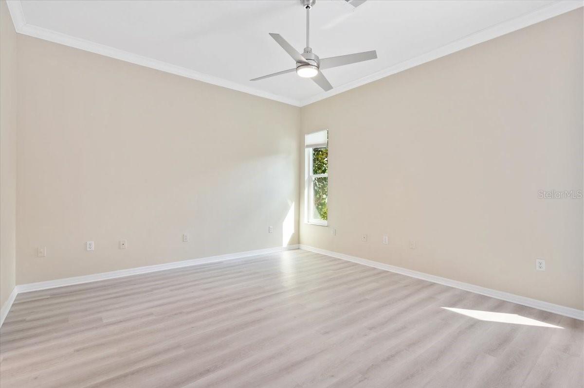 Image 29 of 50 For 700 Silk Oak Drive