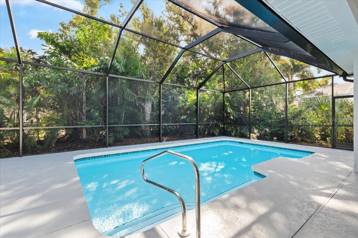 Image 39 of 50 For 700 Silk Oak Drive